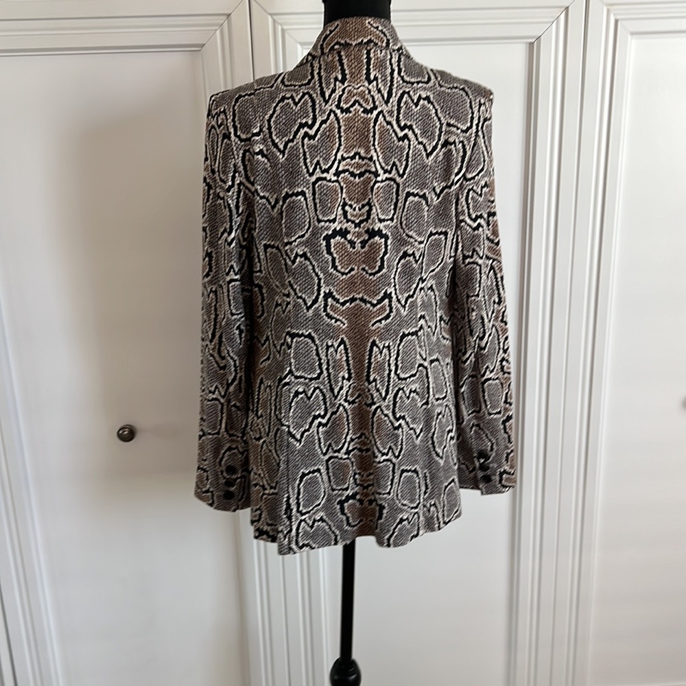 CAbi Samantha python blazer - Picture 7 of 13